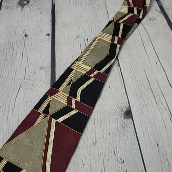 Vintage 80s Abstract Maroon Black Art Tie - Picture 8 of 8